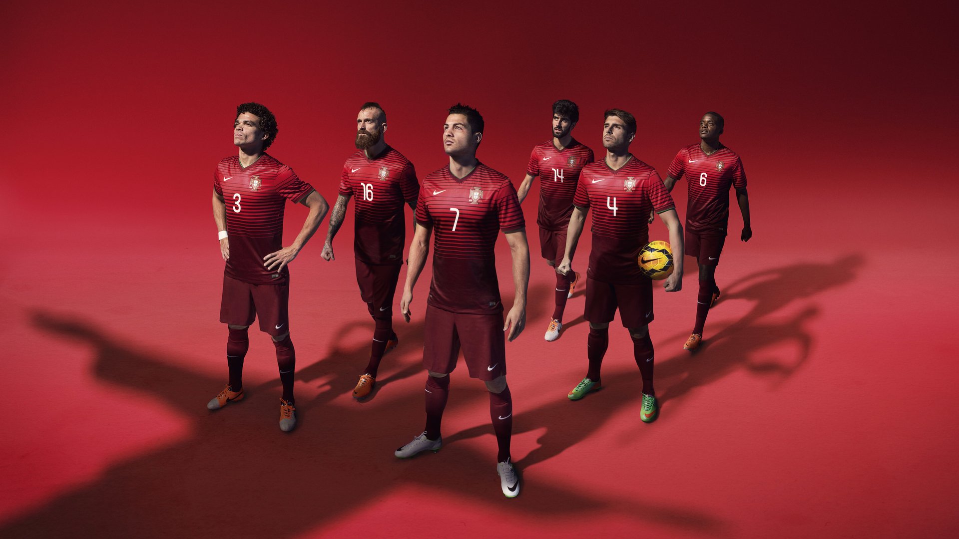 德甲争冠战焦点，当雷霆封锁遇上上海队的战术密码