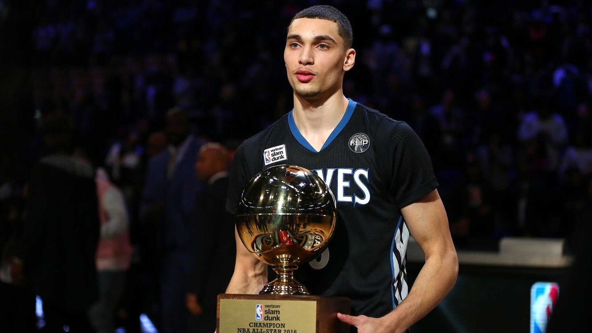 东决关键战之夜,当保罗撕碎时间,打出生涯最伟大的注脚